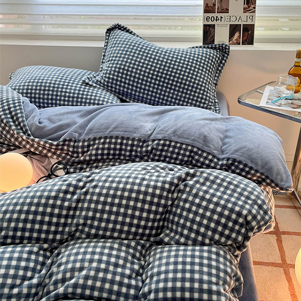 Juego de cama de terciopelo de la leche a cuadros antiestática