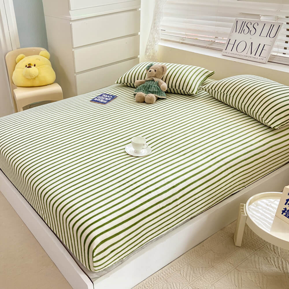 Conjunto de hoja de terciopelo de leche rayado elegante sin deslizamiento