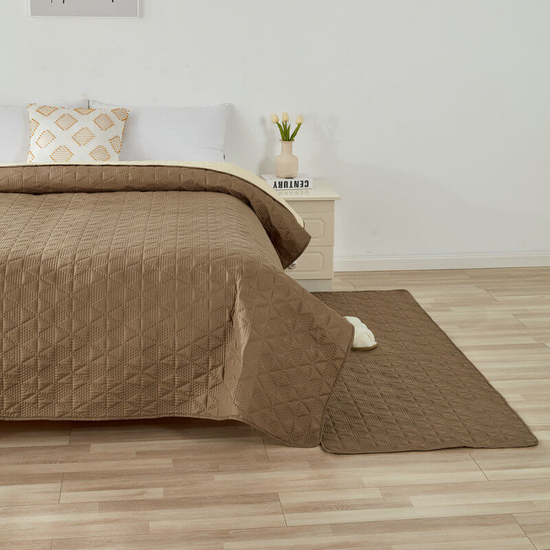 Waterproof Non-Slip Geometric Embossed Multi-Purpose Pet Mat Mattress Protector