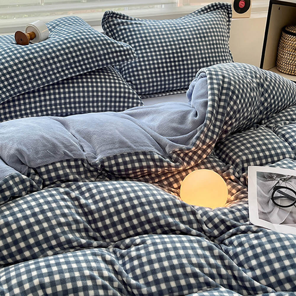 Juego de cama de terciopelo de la leche a cuadros antiestática