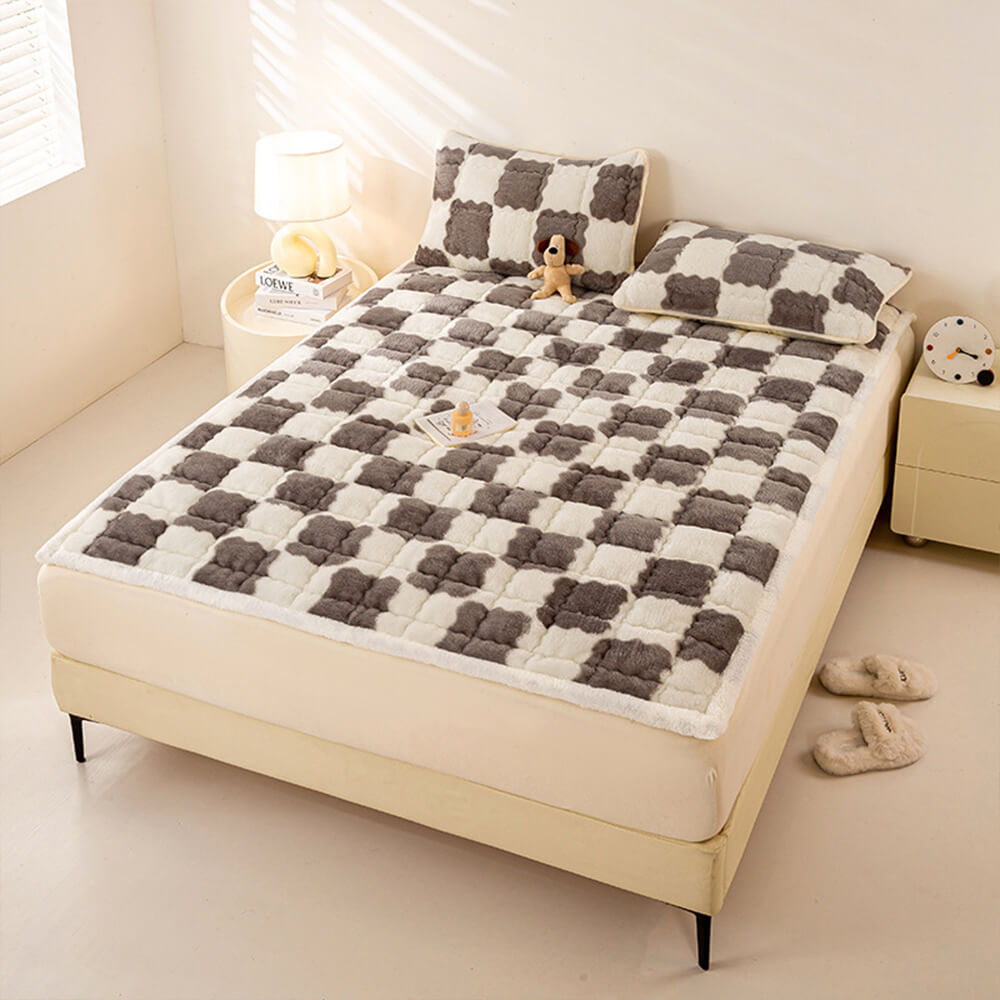 Surmatelas et taie d'oreiller en peluche à damier chaud